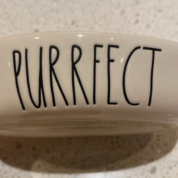 Rae Dunn PURRFECT Oval Cat Feeding Bowl - Picture 2 of 6